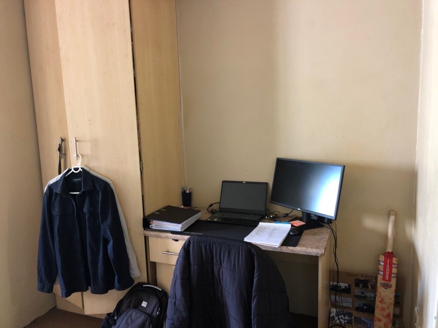 1 Bedroom Property for Sale in Brandwag Free State